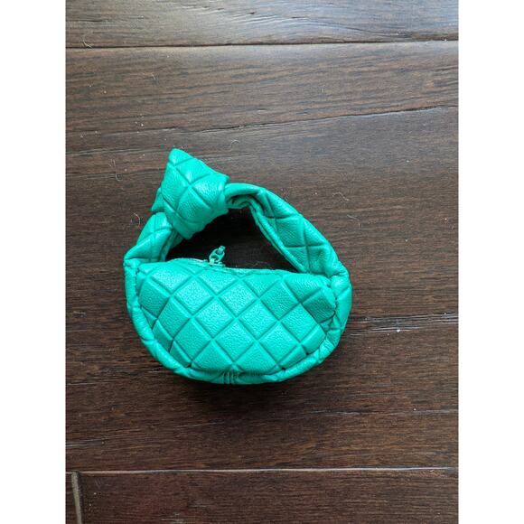Pre-owned Zuru Mini Brands Fashion Series 2 Quilted Green Purse Handbag - Picture 2 of 2